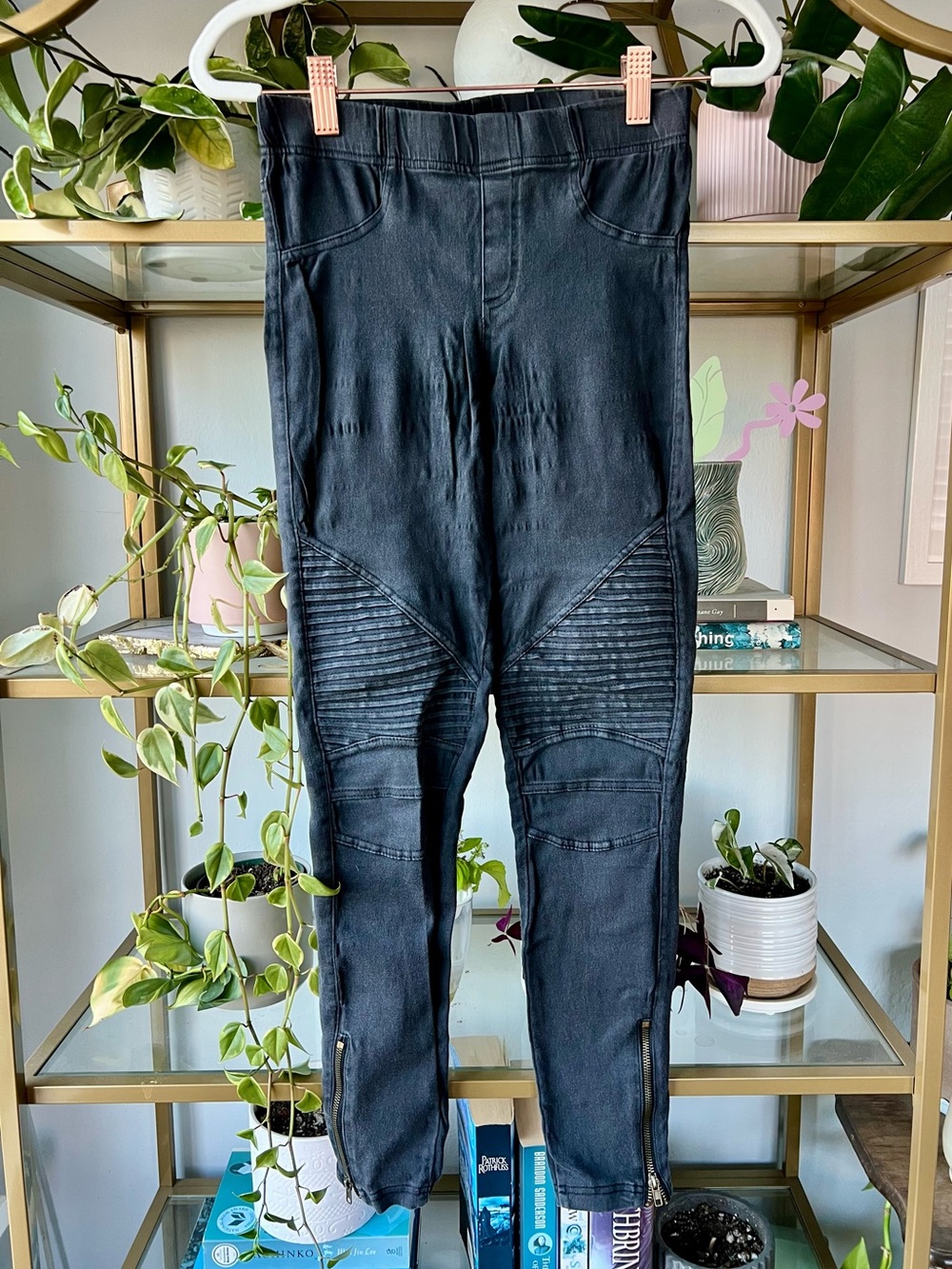 Vici Black Moto Jeggings Pull On Stretch Pants Ankle Zip in Size S